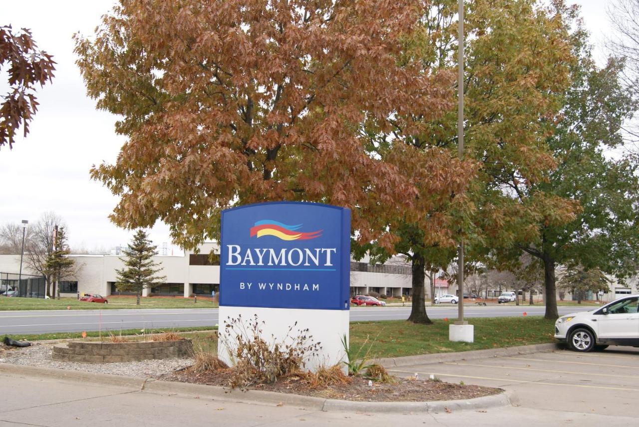 Baymont By Wyndham Coon Rapids Hotel Exterior photo